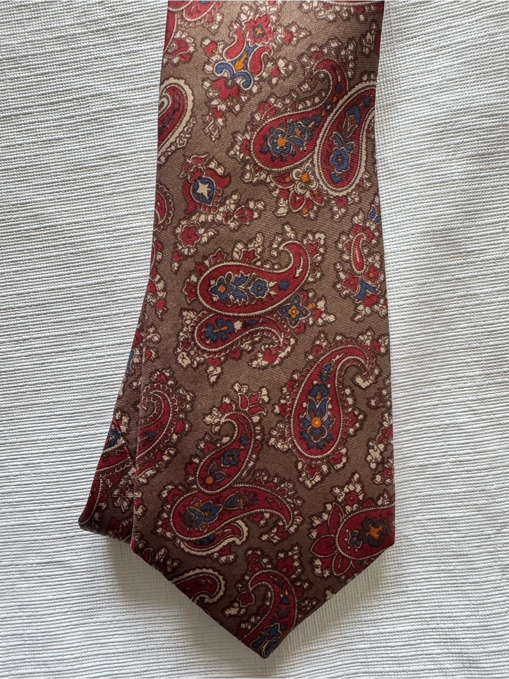 4/25 Frame Denim Brown Paisley Silk Tie with Red and Blue Motifs